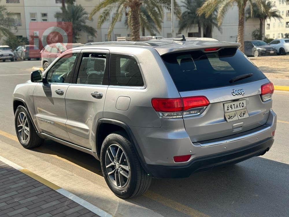 جيب جراند شيروكي